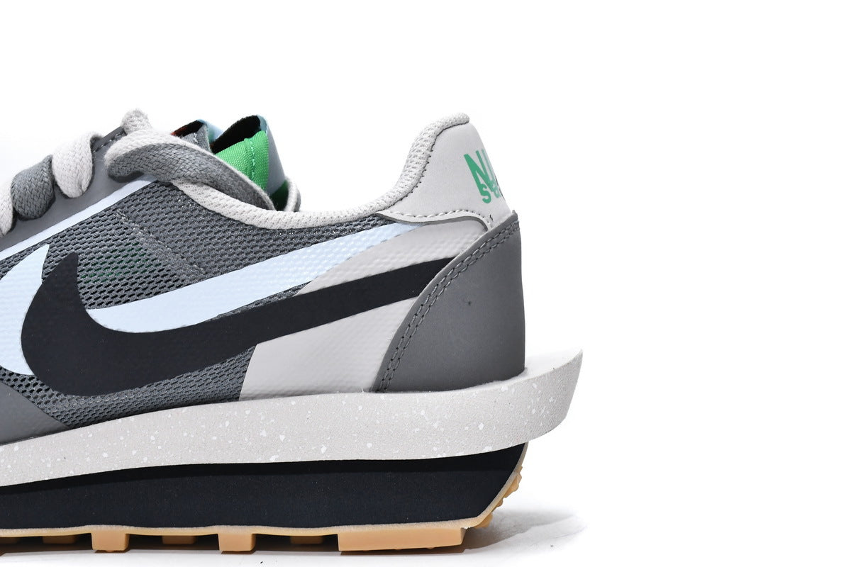Reps Sneakers Sacai x Nike VaporWaffle Blue Multi Grey DeconStrucTion DH3114-001