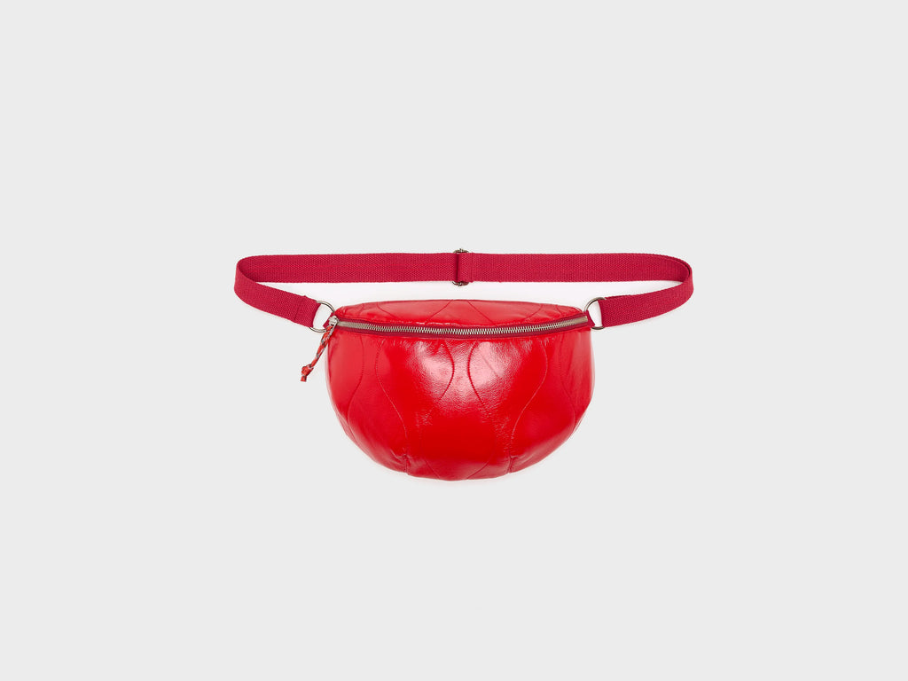 Hosie sling bag (252 / W / SANGUINE)