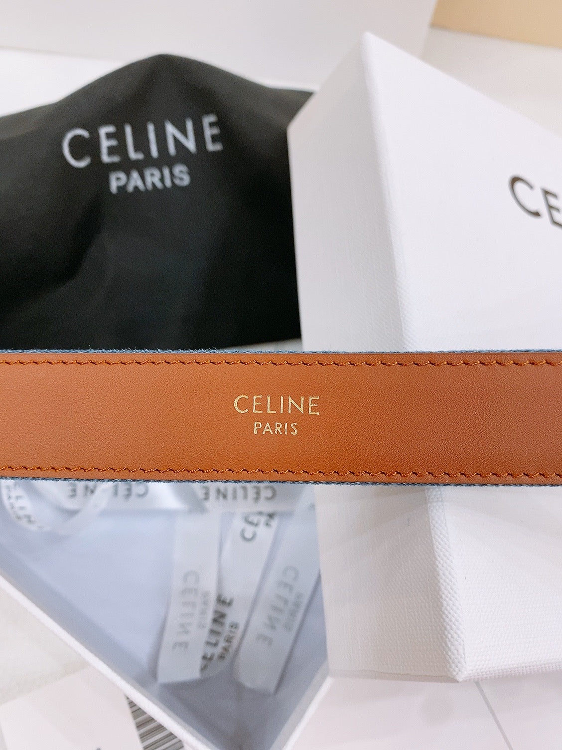 CELINE 25S BELT TRIOMPHE TAURILLON 25MM IN BROWN CALFSKIN AND DENIM 558351