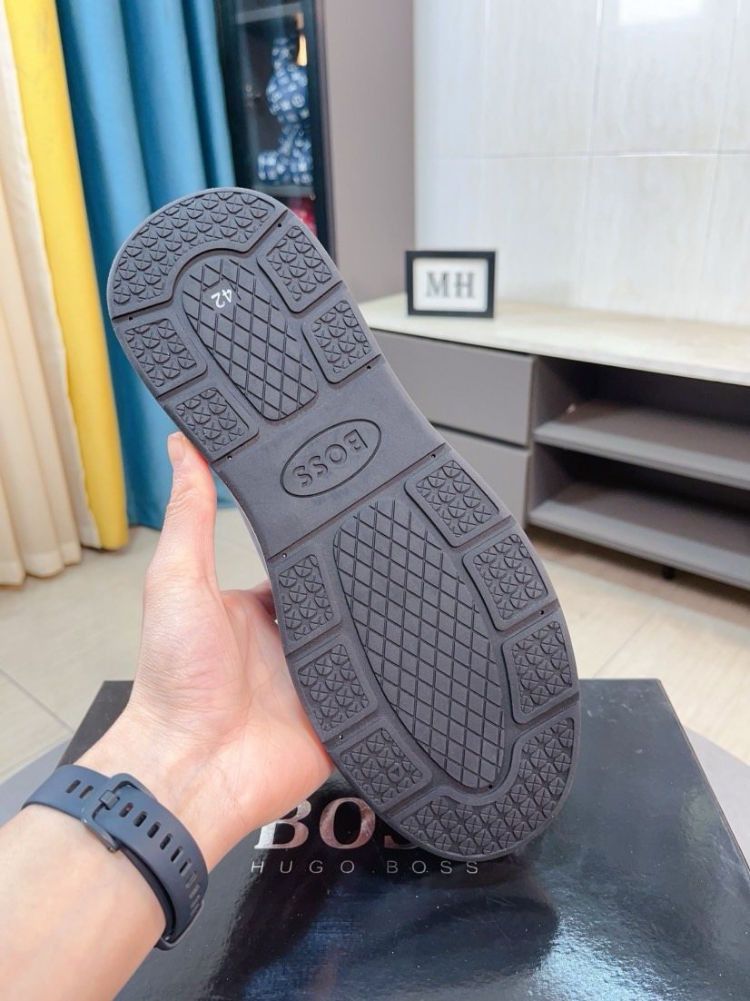 Hugo Boss Textured Low-Top Sneakers